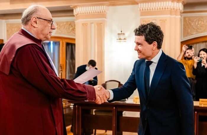 Суд у Румунії затвердив перемогу Нікушора Дана на президентських виборах