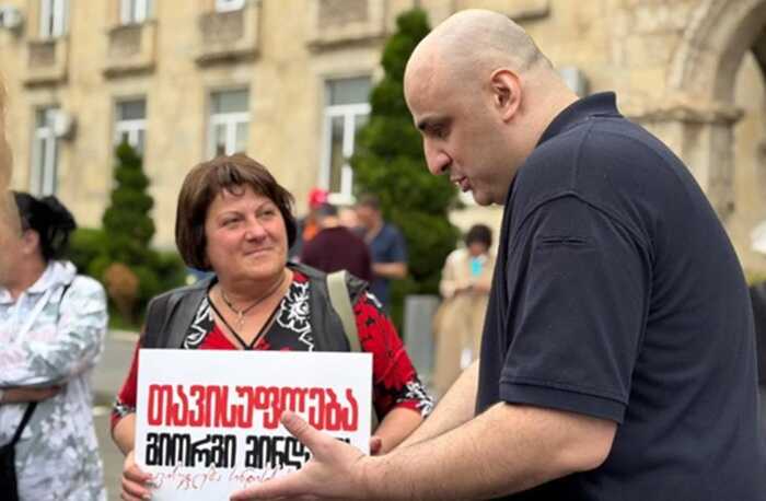 У Грузії затримали лідера опозиції Ніку Мелію