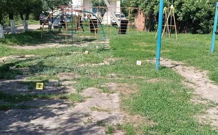 У Харкові військовий відкрив вогонь з автомата біля дитячого майданчика: його затримали