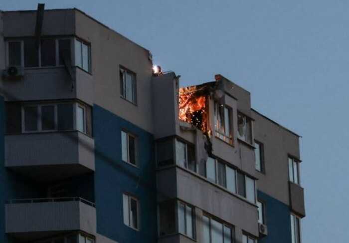 Комбінована атака на Харків: зайнялися багатоповерхові будинки та автомобілі, серед постраждалих — діти