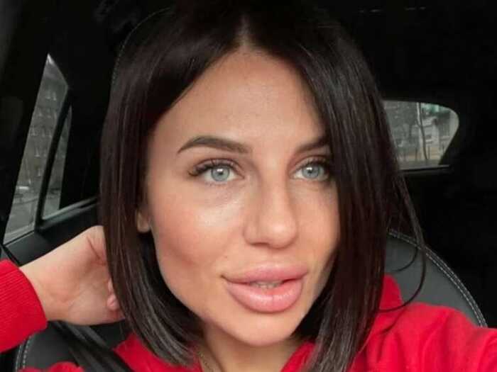 Блогерка Анна Алхім вирішила "евакуюватись" до Дубаю через постійні обстріли Києва
