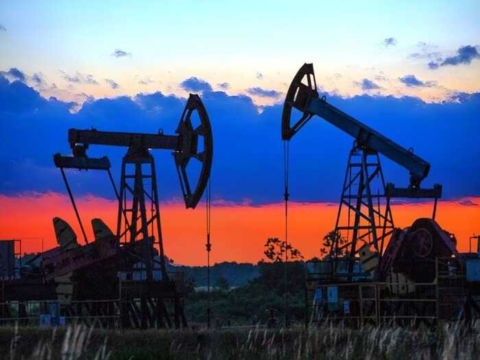 Китай почав закуповувати російську нафту, яку Індія відкинула через американські тарифи — Bloomberg
