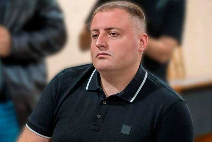 Екскерівник Херсонської МВА Мрочко підозрюється у розтраті сотень мільйонів на будівництві підземних шкіл